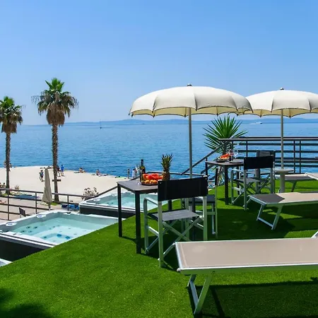 بيت ضيافة Via Mare Luxury