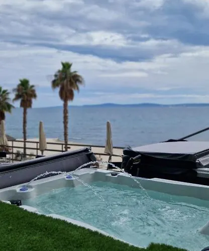 Via Mare Luxury 4* スプリト