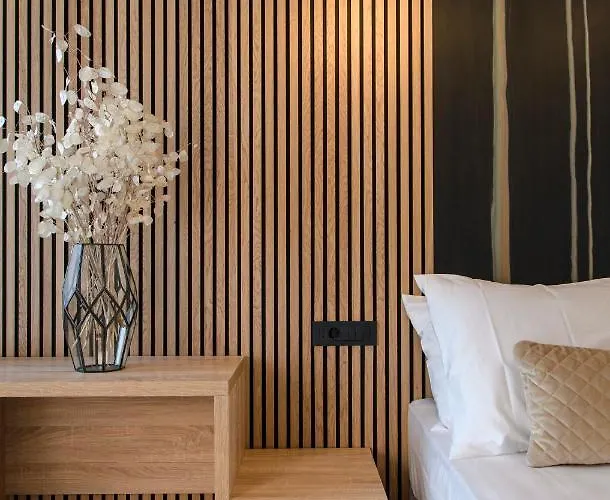 Via Mare Luxury ゲストハウス 4*