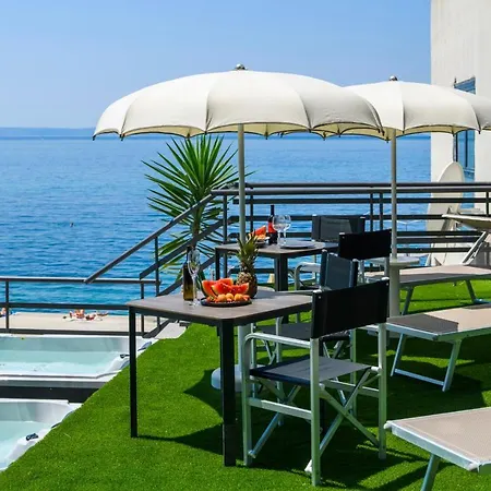 Via Mare Luxury Πανσιόν Σπλιτ