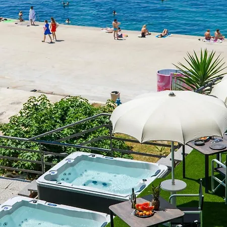 Via Mare Luxury 4* Σπλιτ